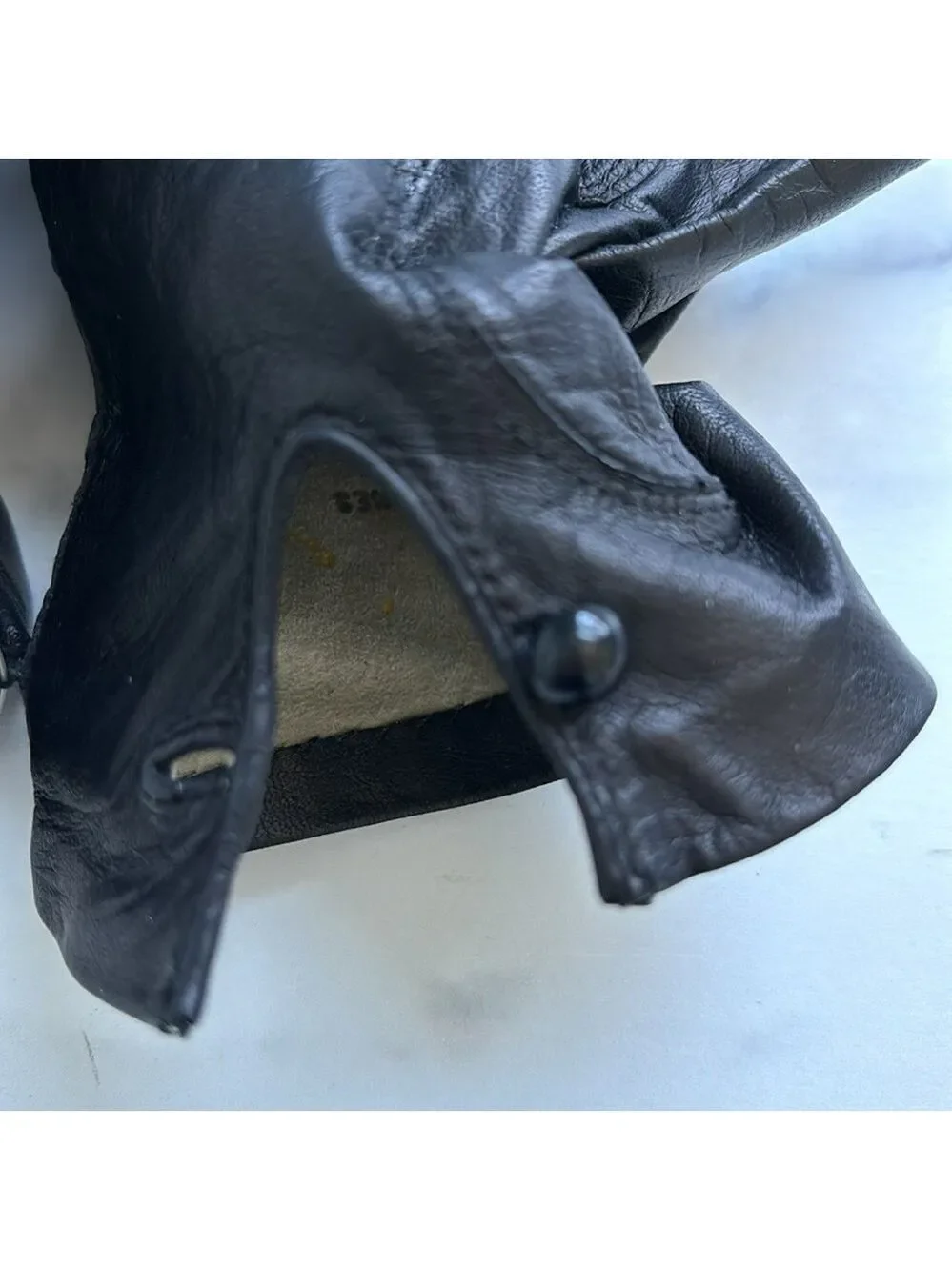 Fownes Vintage Driving Riding Black Leather Gloves Size 7 fits smaller